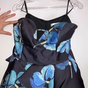 PROM/HOMECOMING- BEAUTIFUL Short Prom/Homecoming Dress